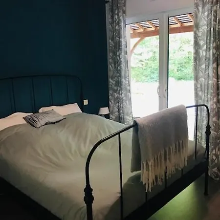 Bed & Breakfast Calme Sur Terrasse - Proche Canal Nantes A Brest *