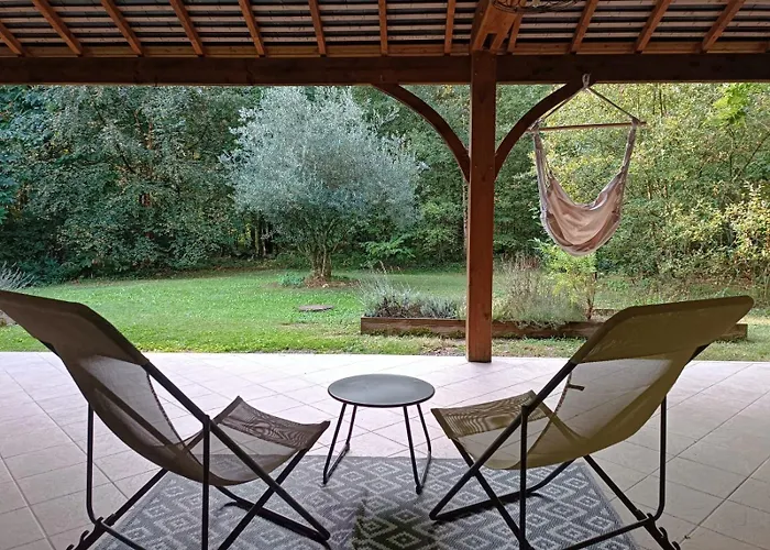 Bed & Breakfast Calme Sur Terrasse - Proche Canal Nantes à Brest *